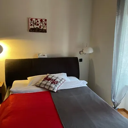 Hotel La Fontaine 3*