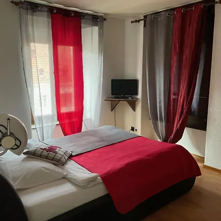La Fontaine Hotel 3*